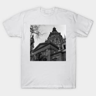 St. Stephen's Basilica, Budapest T-Shirt